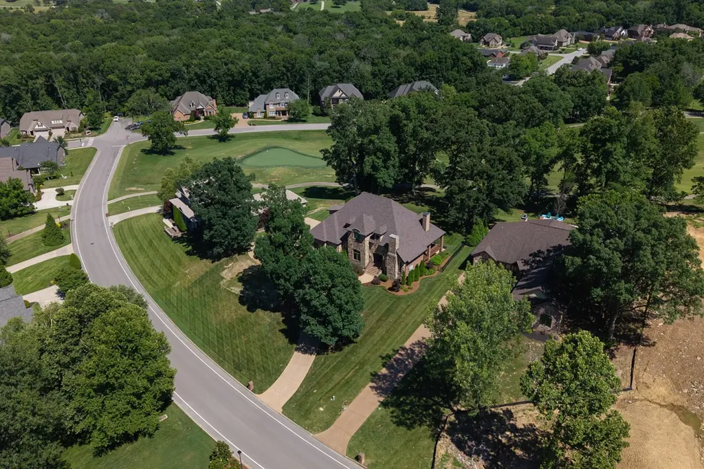 641 Five Oaks Boulevard Lebanon TN 37087