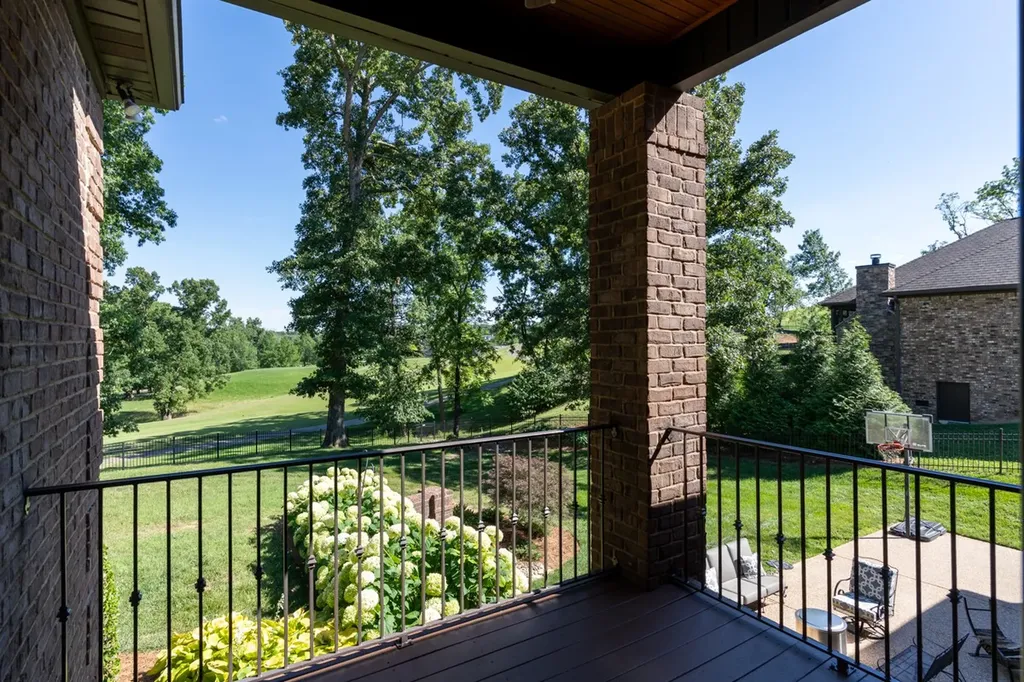 641 Five Oaks Boulevard Lebanon TN 37087