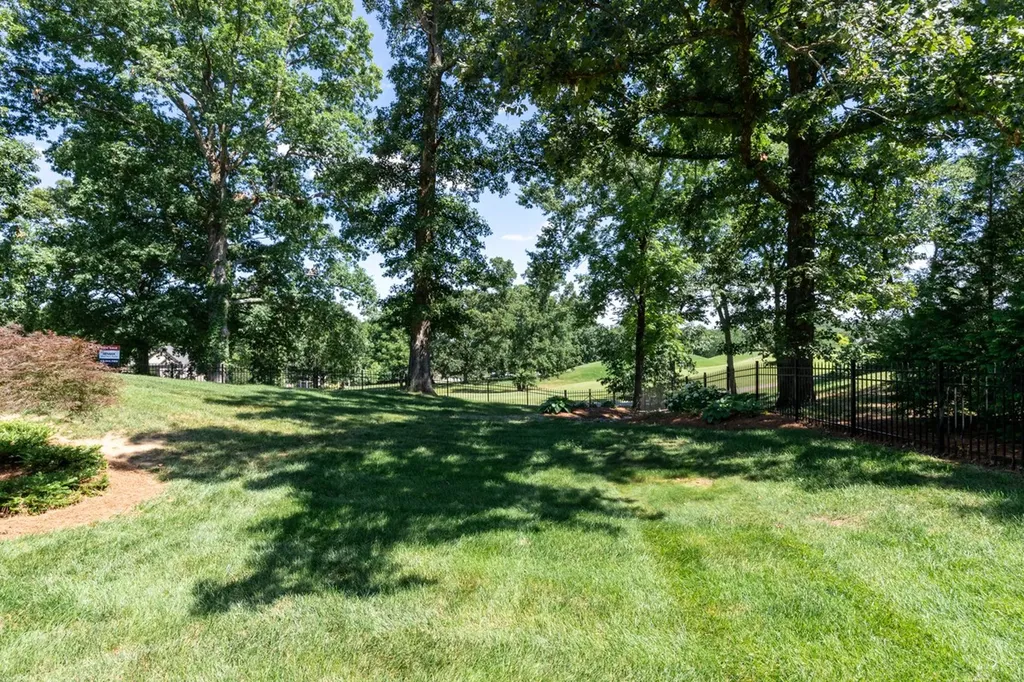 641 Five Oaks Boulevard Lebanon TN 37087