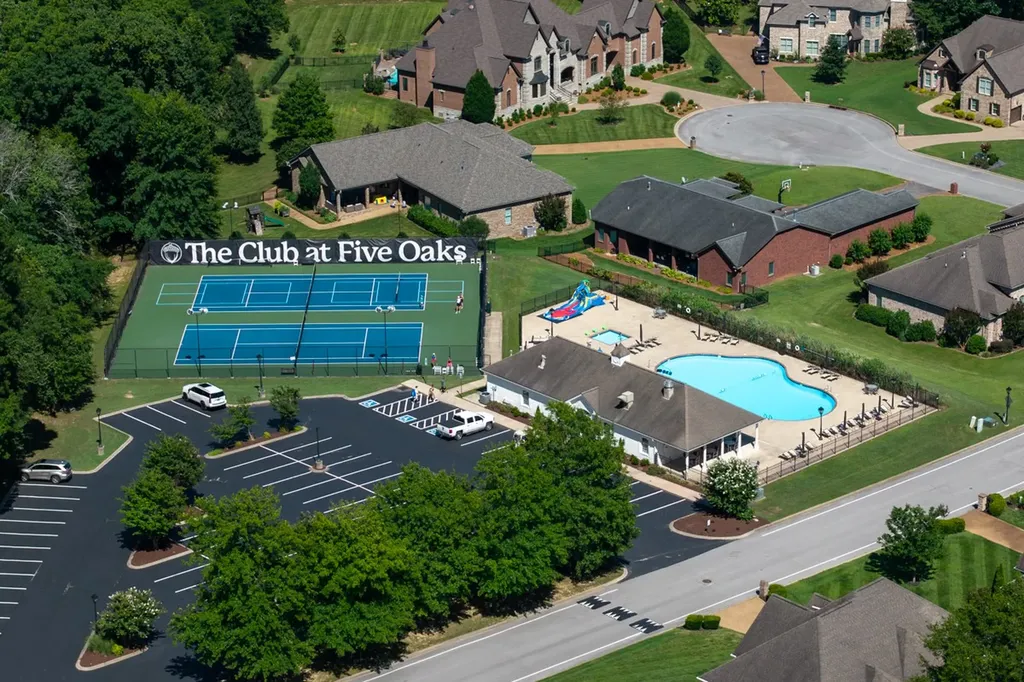 641 Five Oaks Boulevard Lebanon TN 37087