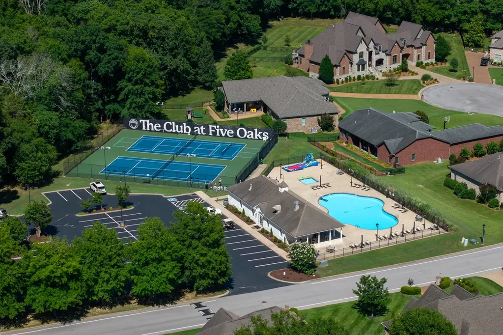 641 Five Oaks Boulevard Lebanon TN 37087