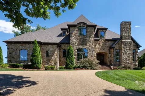 641 Five Oaks Boulevard Lebanon TN 37087
