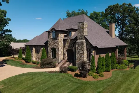 641 Five Oaks Boulevard Lebanon TN 37087