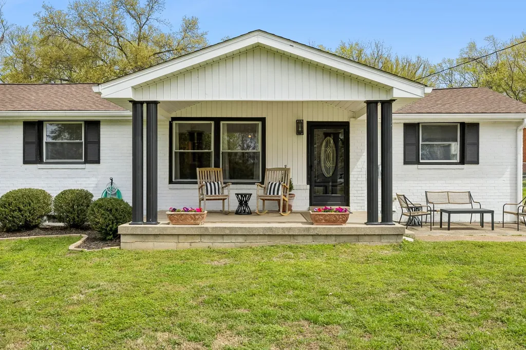 2300 Kimberly Drive Nashville TN 37214