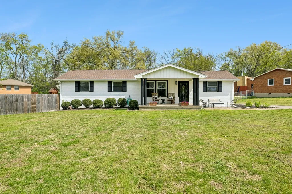 2300 Kimberly Drive Nashville TN 37214