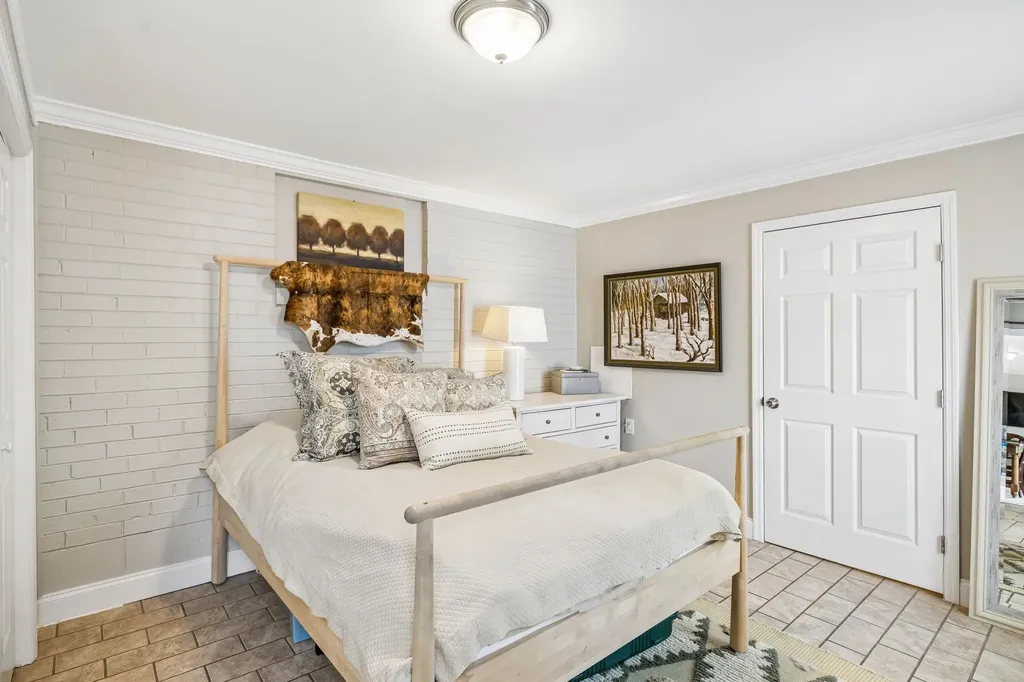 2300 Kimberly Drive Nashville TN 37214