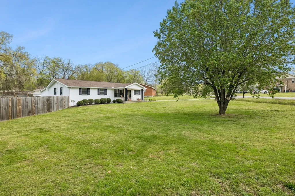 2300 Kimberly Drive Nashville TN 37214