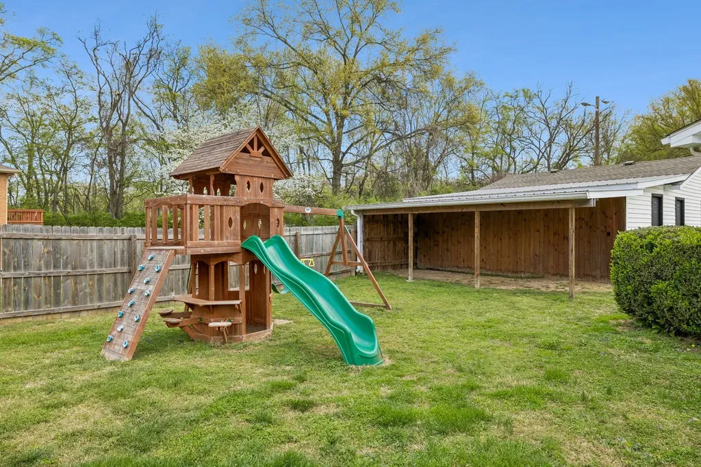 2300 Kimberly Drive Nashville TN 37214