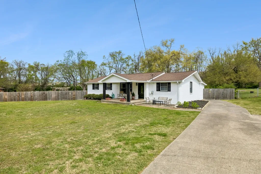 2300 Kimberly Drive Nashville TN 37214