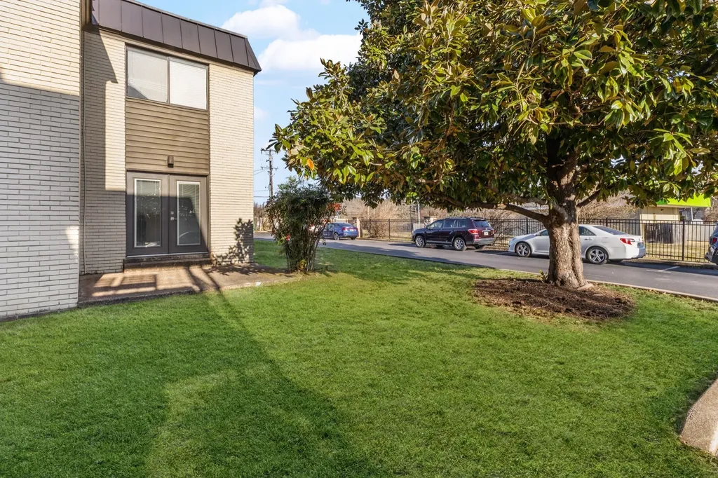 6680 Charlotte Pike Nashville TN 37209
