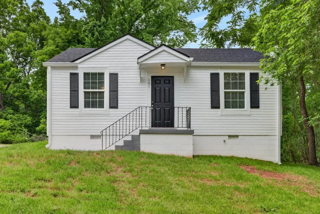 101 Valley View Circle Clarksville TN 37040