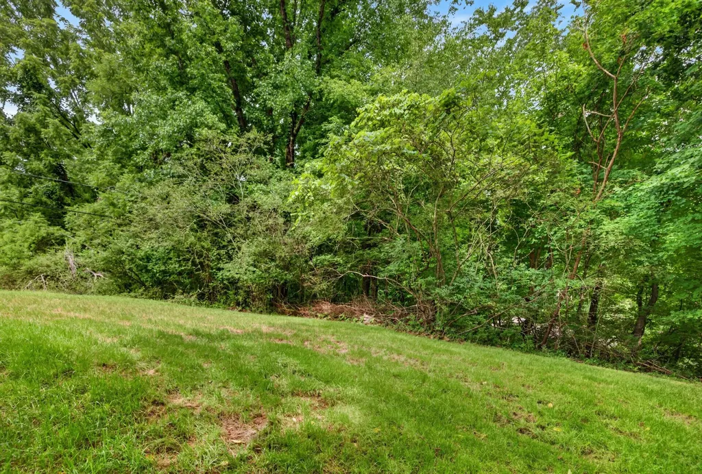101 Valley View Circle Clarksville TN 37040