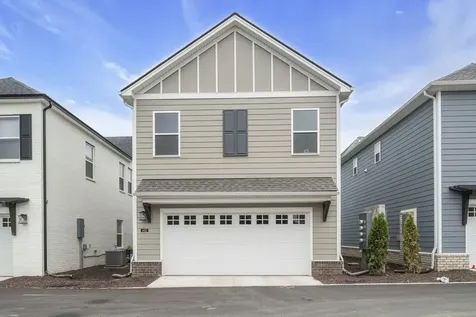 31 Champaign Drive Hendersonville TN 37075