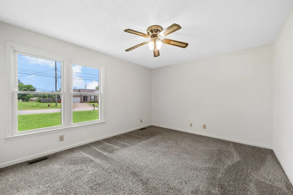 253 Moncrest Drive Clarksville TN 37042