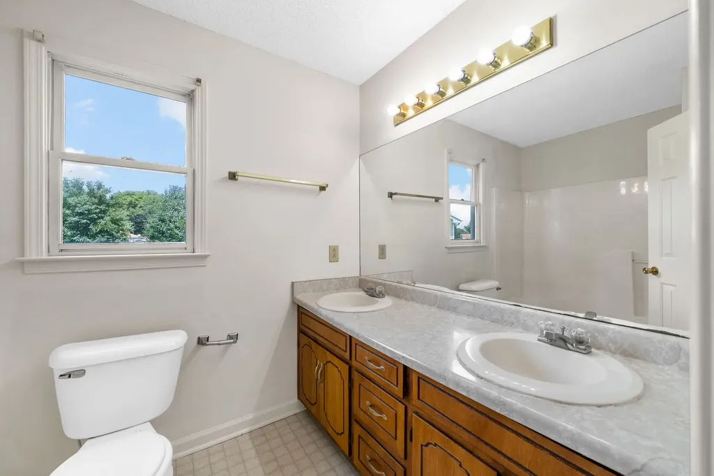 253 Moncrest Drive Clarksville TN 37042