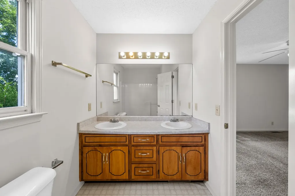 253 Moncrest Drive Clarksville TN 37042