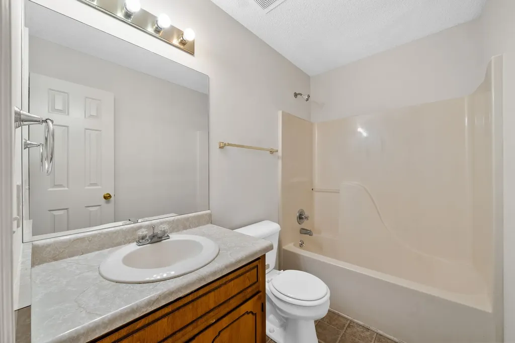 253 Moncrest Drive Clarksville TN 37042