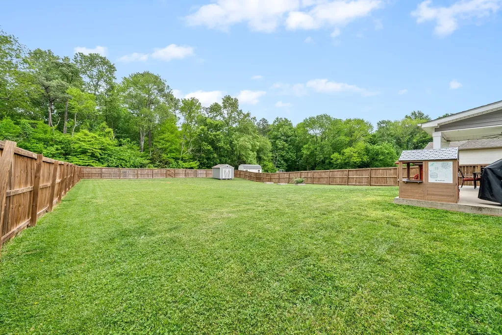 1607 Ellie Piper Circle Clarksville TN 37043