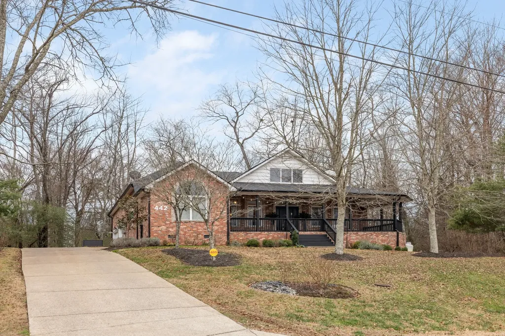 442 Lakeview Circle Mount Juliet TN 37122