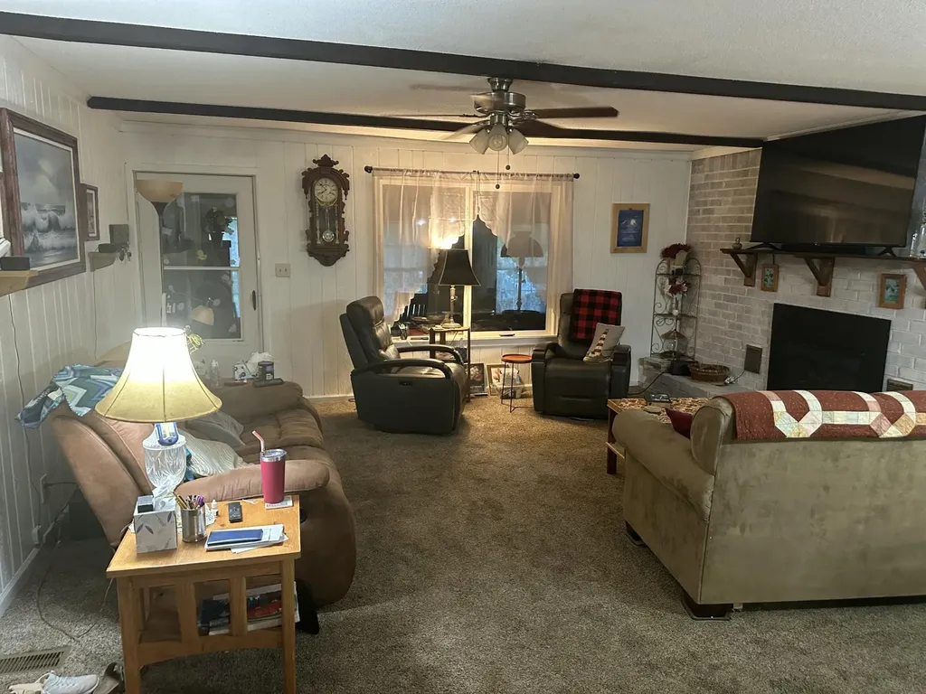 2113 Highway 163 Riceville TN 37370