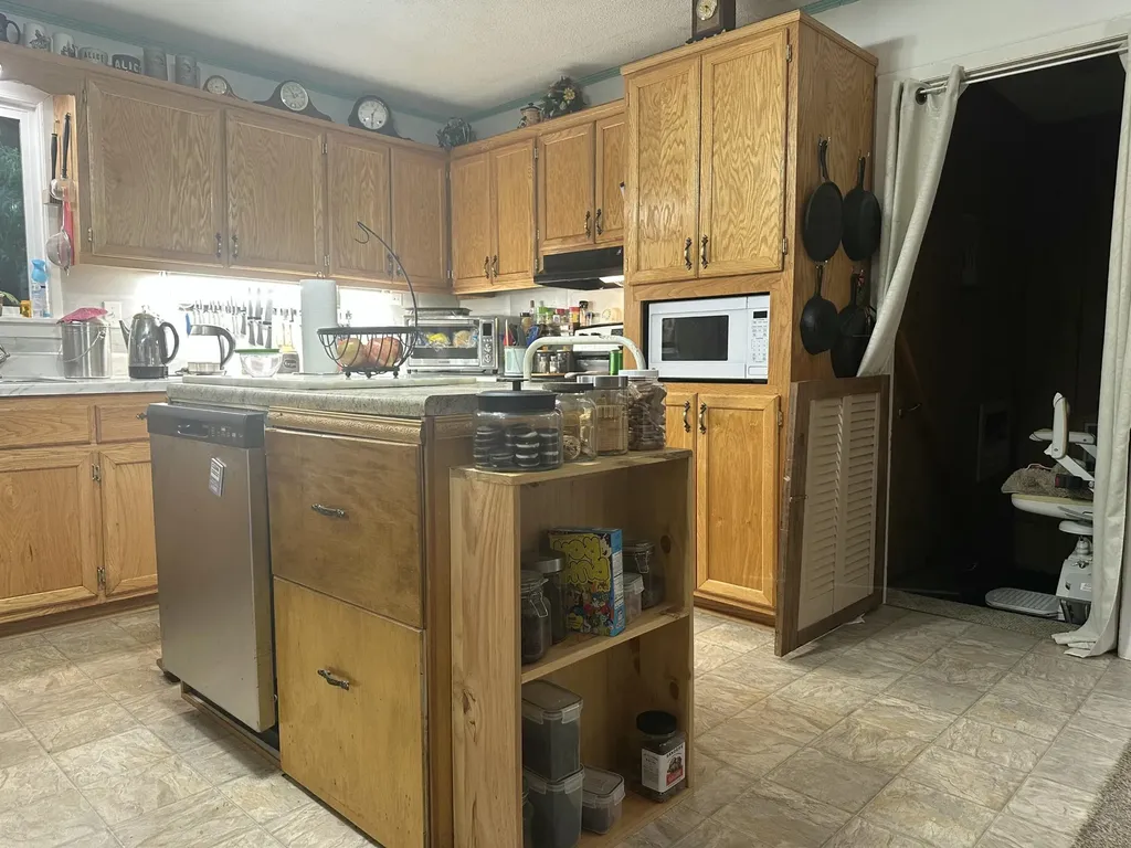 2113 Highway 163 Riceville TN 37370
