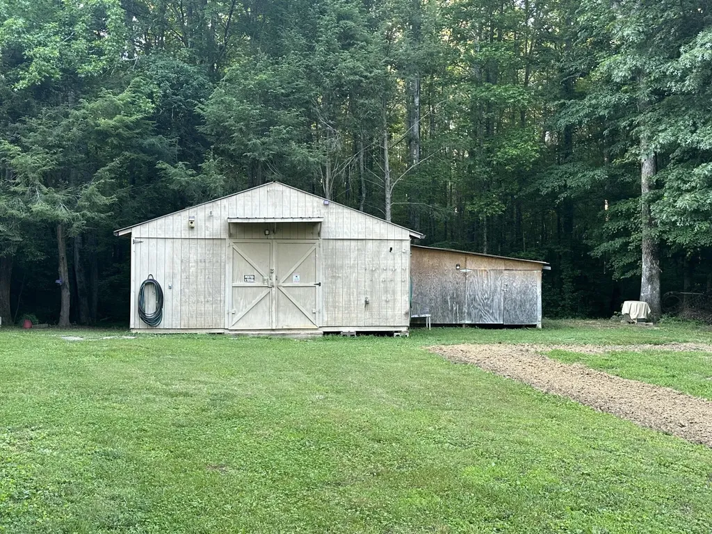 2113 Highway 163 Riceville TN 37370