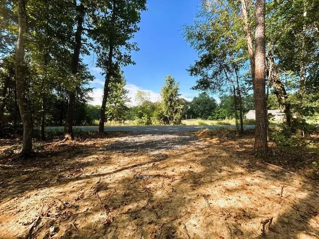 4 Pleasant Hill Road Ten Mile TN 37880