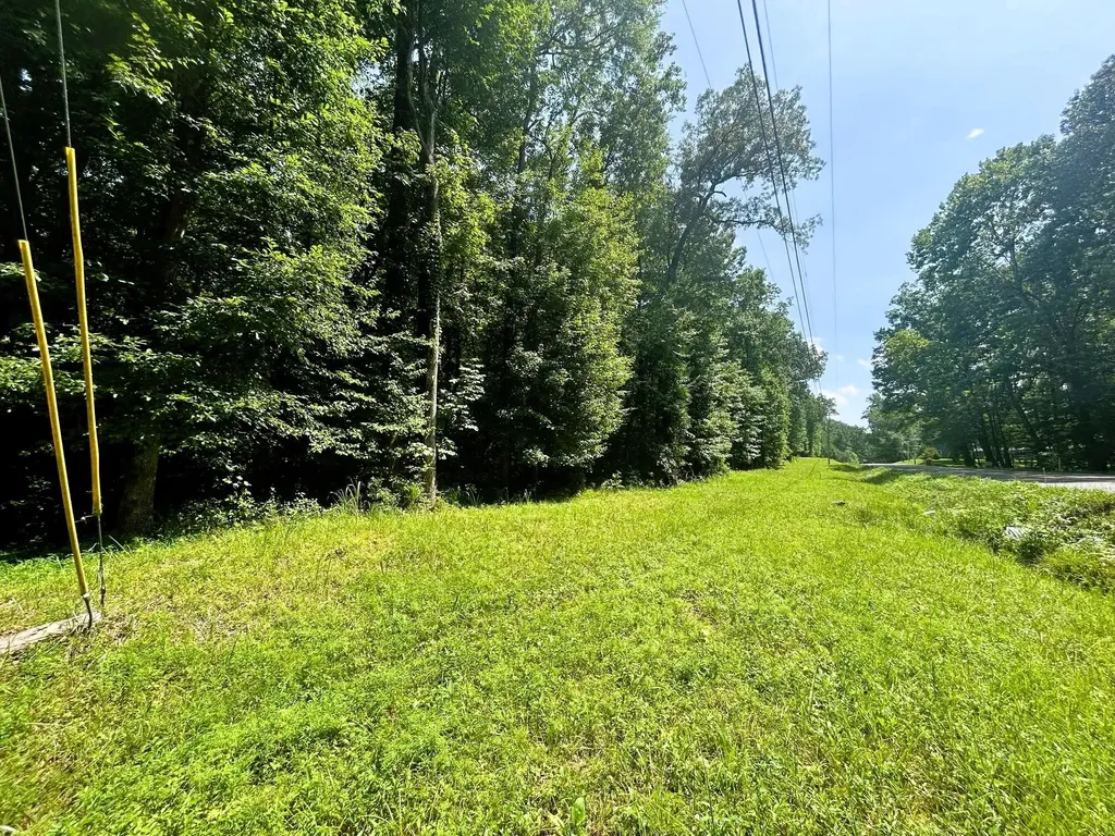 2 Highway 304 Ten Mile TN 37880