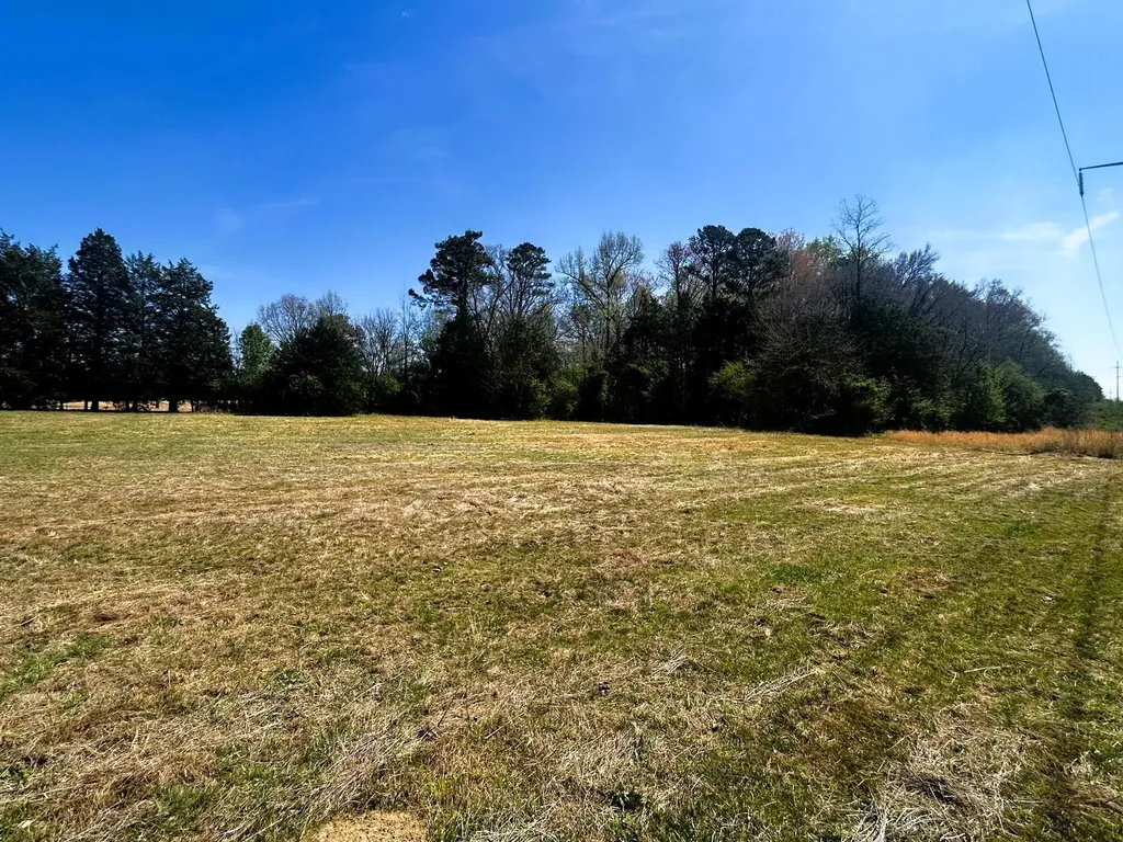 175 County Road 571 Englewood TN 37329