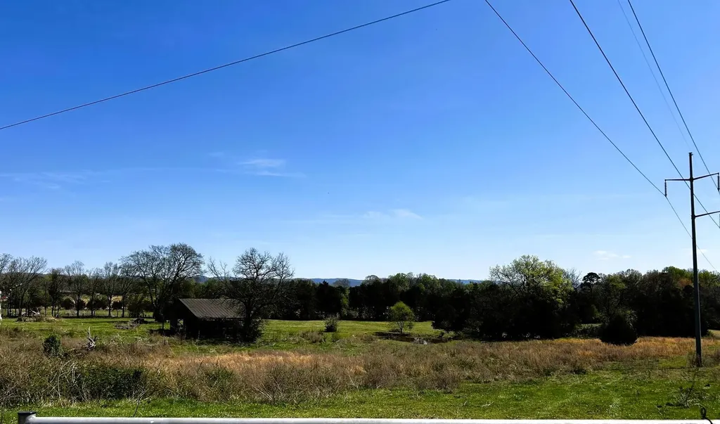 175 County Road 571 Englewood TN 37329
