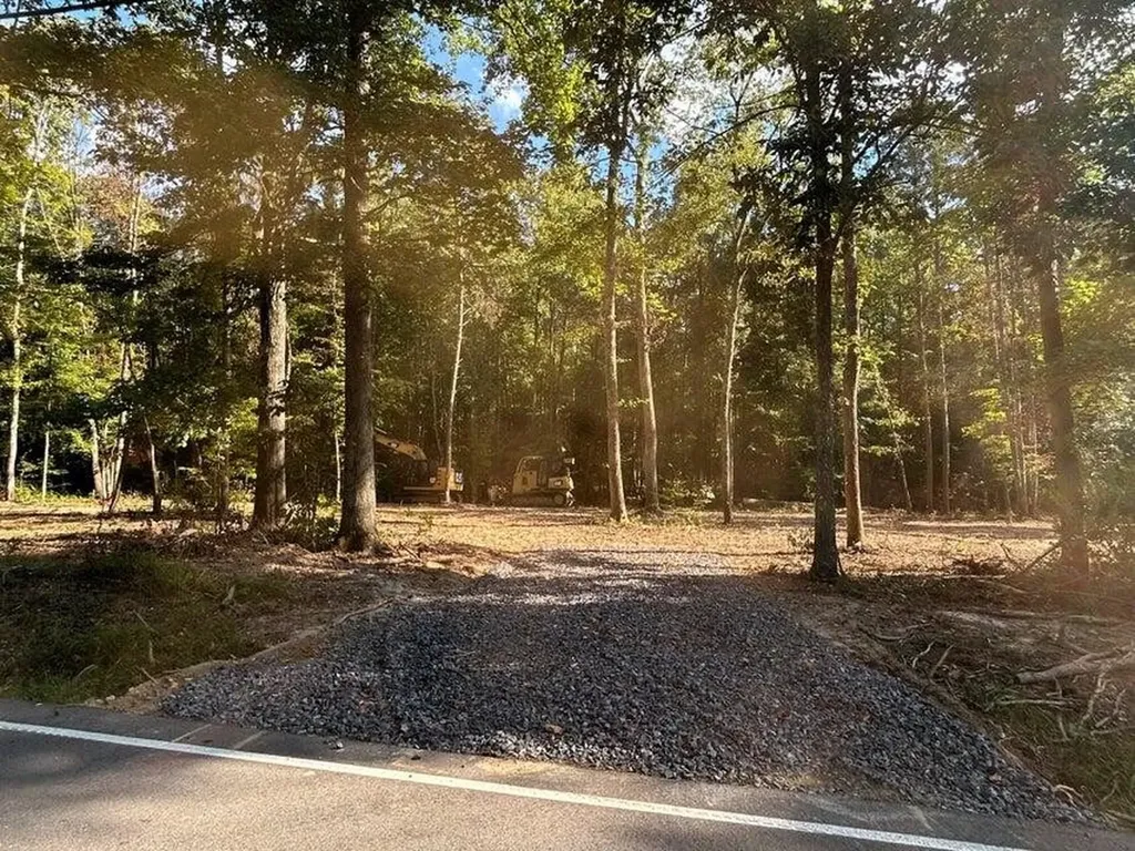 3 Pleasant Hill Road Ten Mile TN 37880