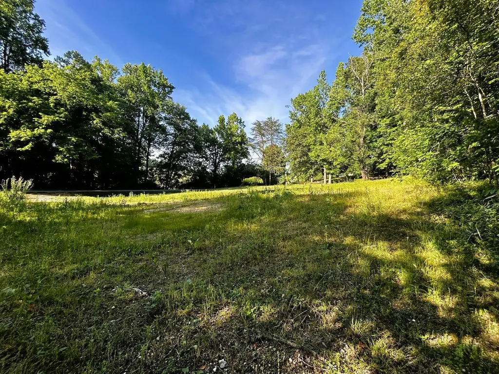 10 Pleasant Hill Road Ten Mile TN 37880
