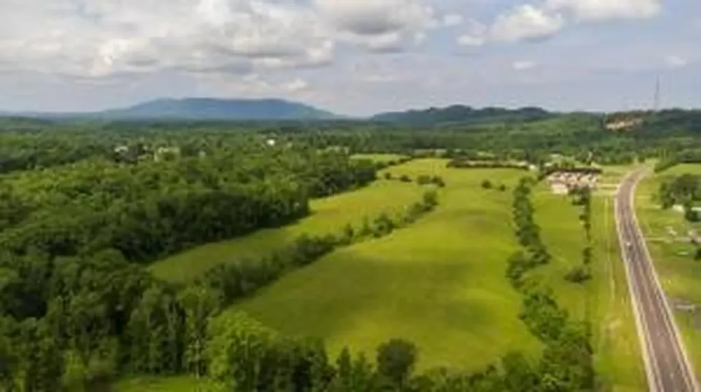 8509 Tennessee 68 Tellico Plains TN 37385