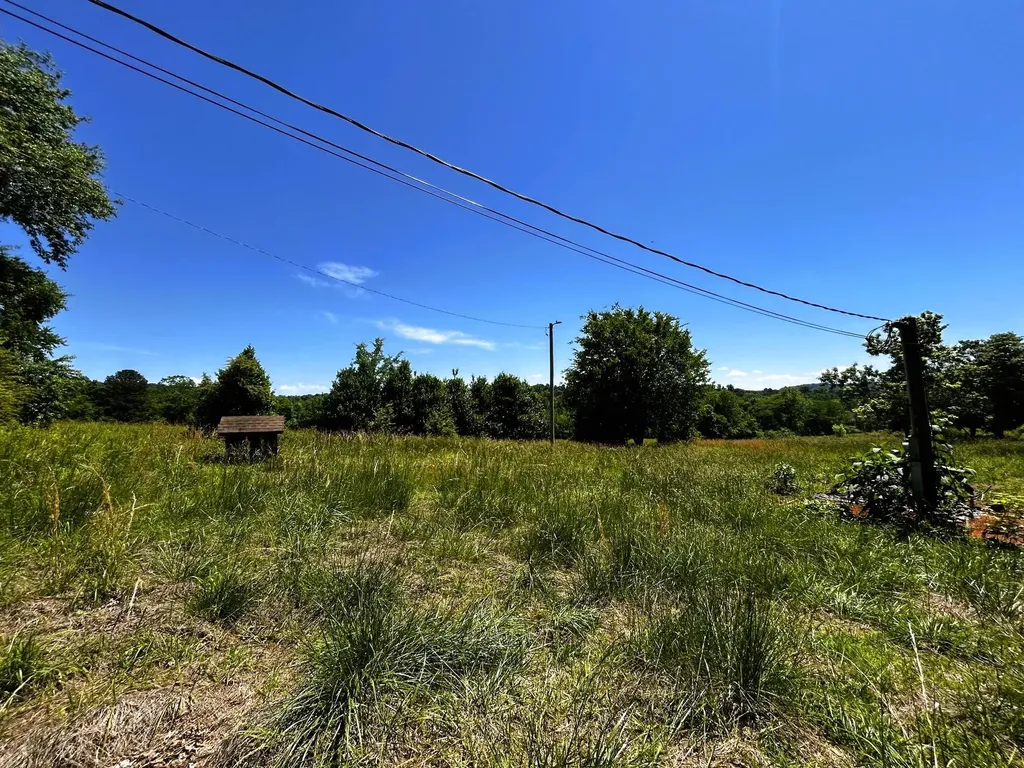 573 S Judd Road Decatur TN 37322