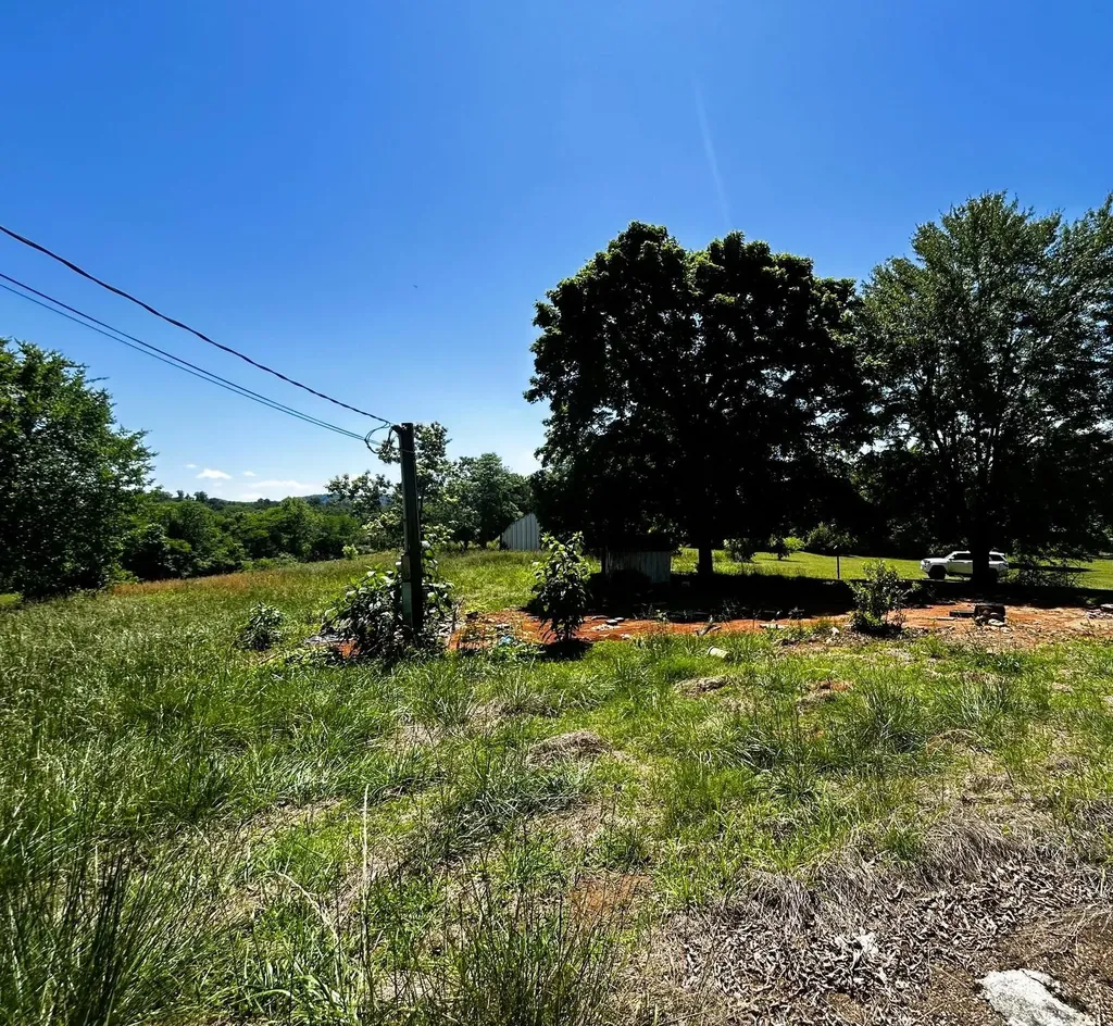 573 S Judd Road Decatur TN 37322
