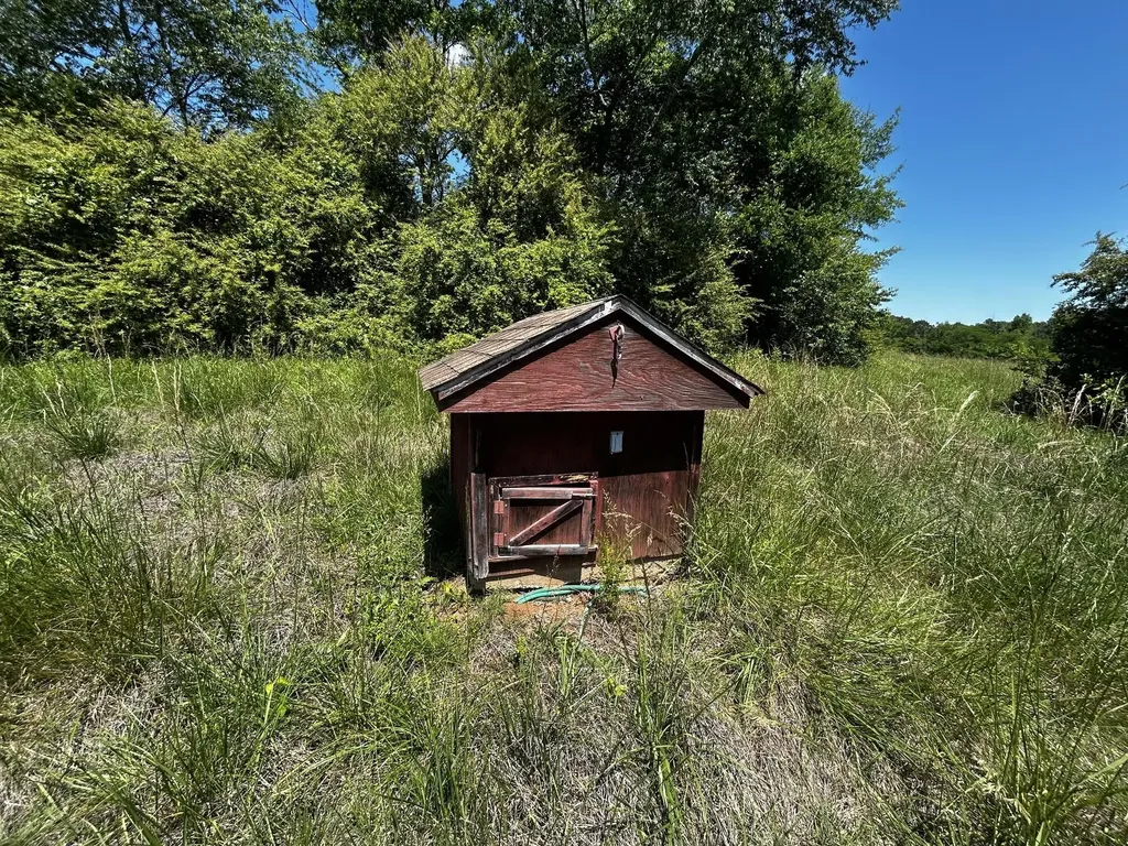 573 S Judd Road Decatur TN 37322