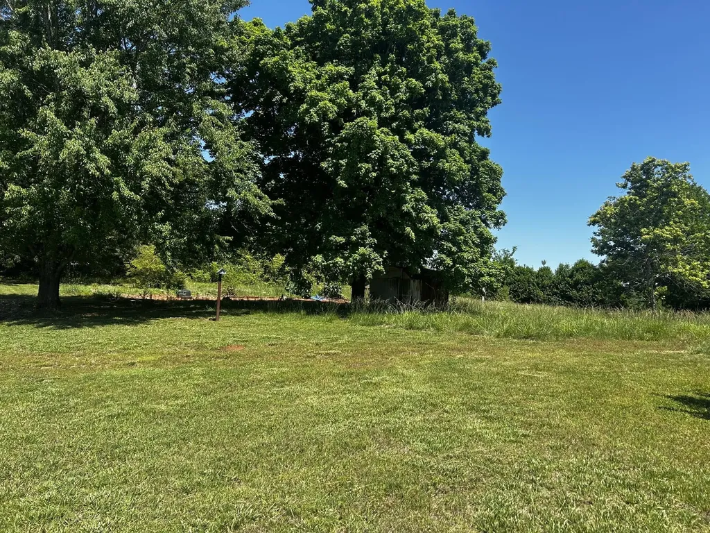 573 S Judd Road Decatur TN 37322