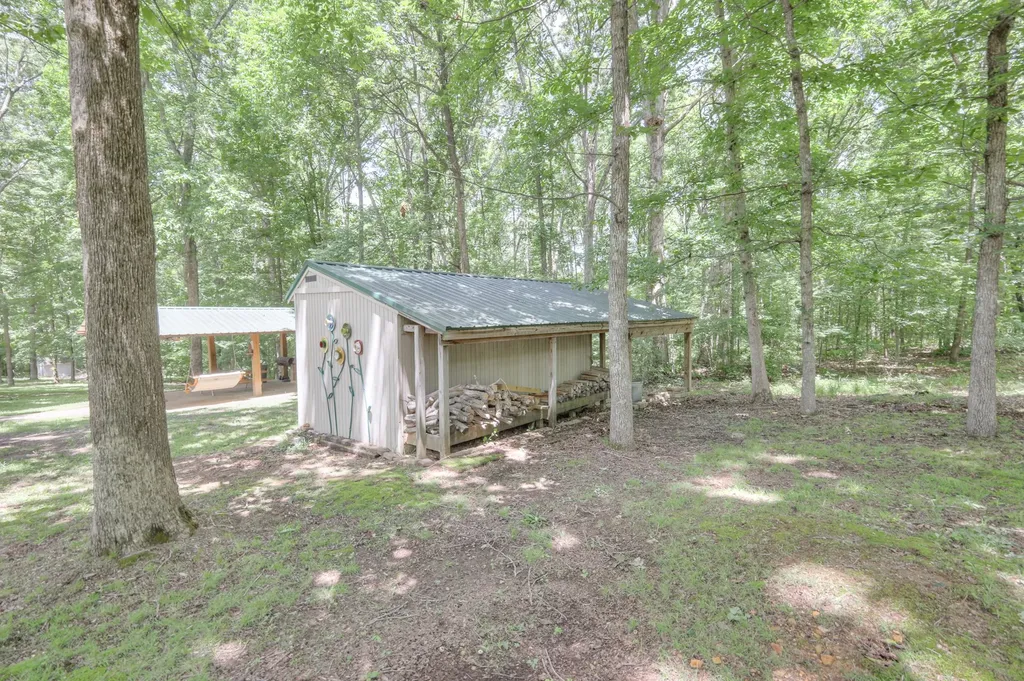 858 Matthew Court Kingston Springs TN 37082