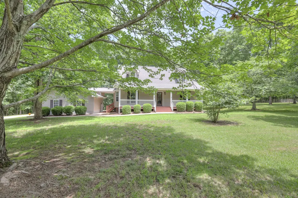 858 Matthew Court Kingston Springs TN 37082
