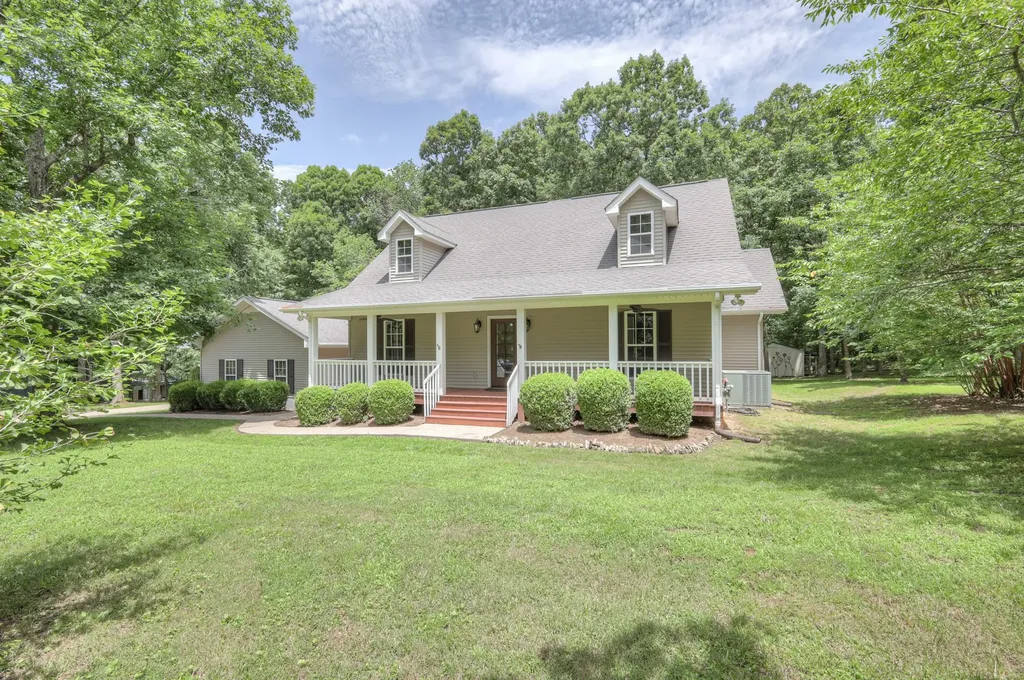 858 Matthew Court Kingston Springs TN 37082