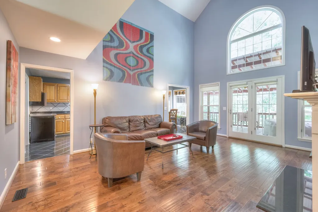 858 Matthew Court Kingston Springs TN 37082