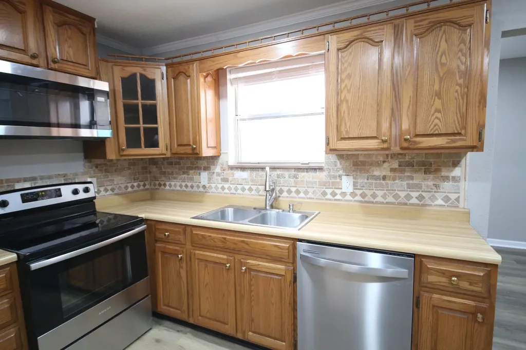 580 County Road 461 Englewood TN 37329