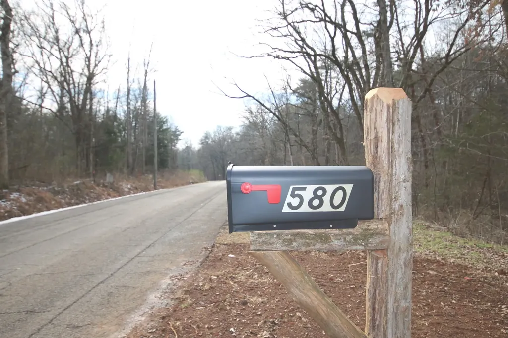 580 County Road 461 Englewood TN 37329
