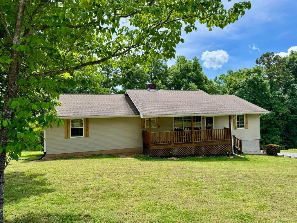 9814 Lakeside Road Harrison TN 37341