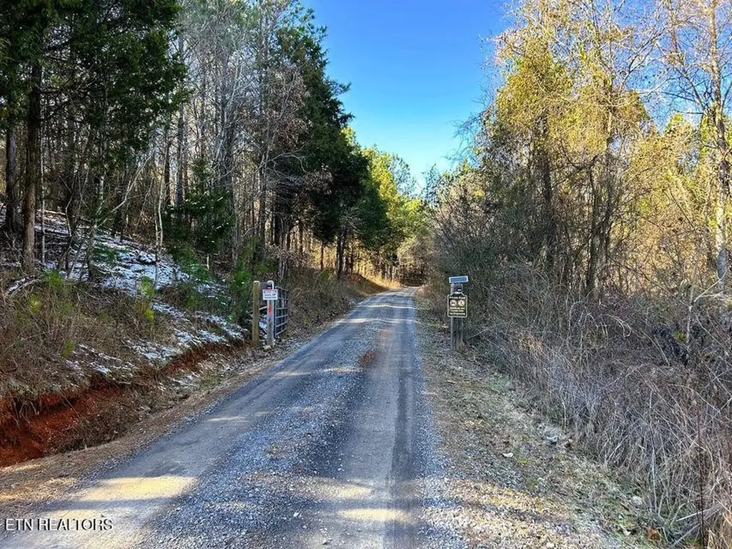 1553 Redman Ridge Lane Decatur TN 37322