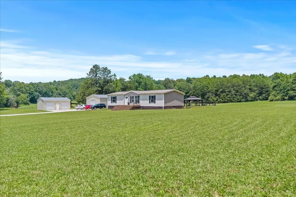 461 County Road 442 Athens TN 37303