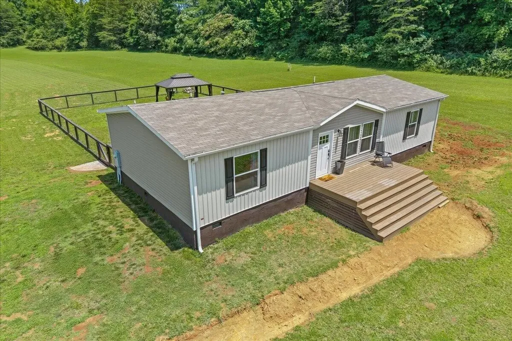 461 County Road 442 Athens TN 37303