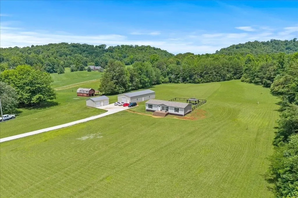 461 County Road 442 Athens TN 37303
