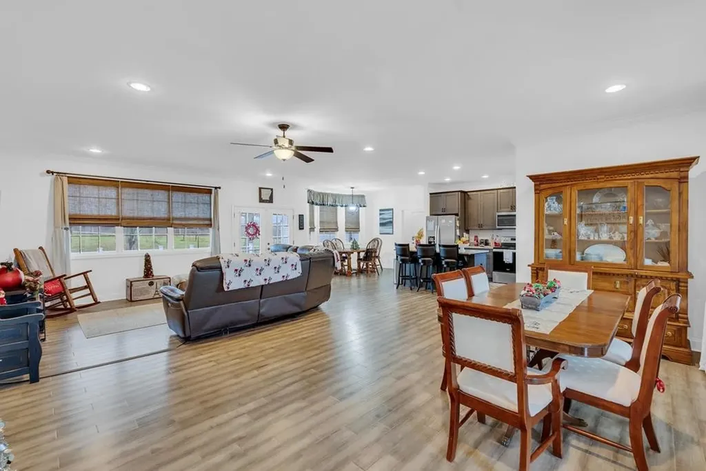 18 Faith Rae Boulevard Morrison TN 37357