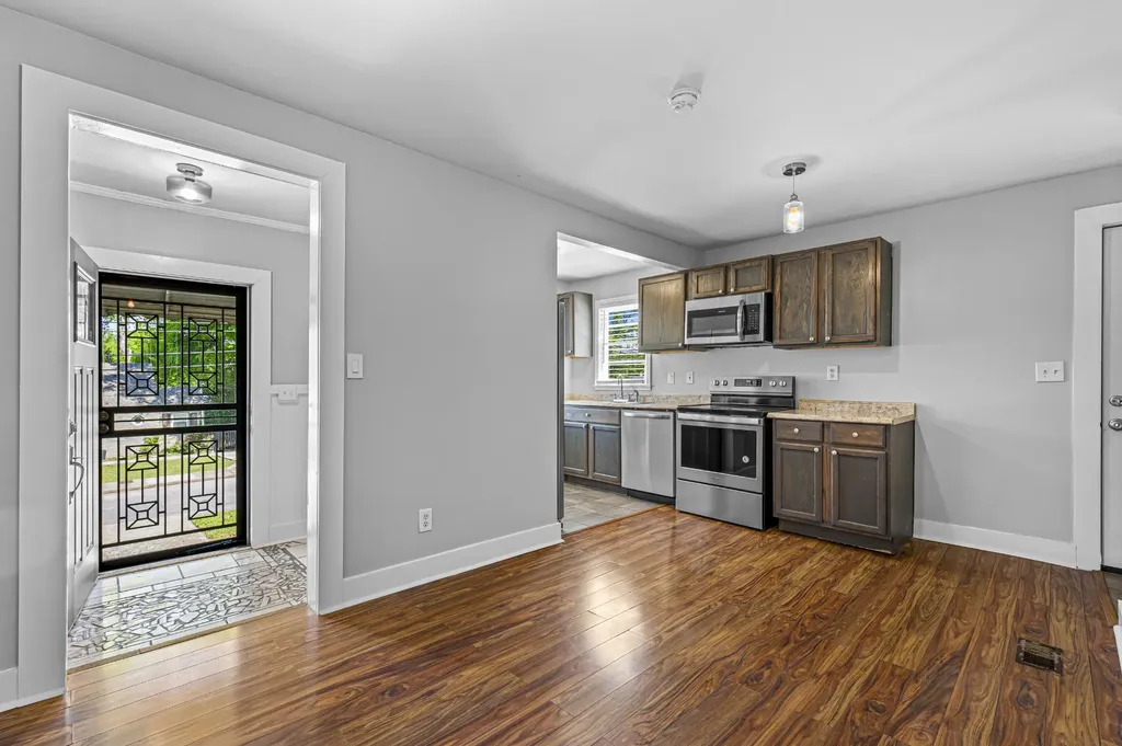 2405 Eden Street Nashville TN 37208